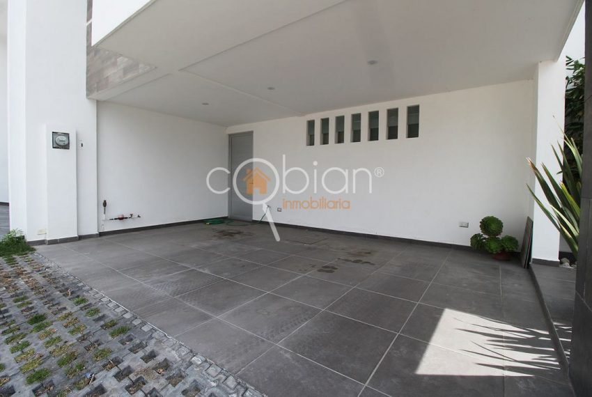 www.inmobiliariacobian.com-puebla-venta-casa-lomas-de-angelopolis-parque-nayarit-inmobiliaria-cobian 1 (2)