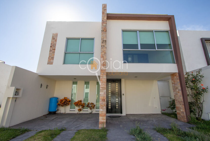 www.inmobiliariacobian.com-puebla-casa-zerezotla-inmobiliaria-cobian 1 (1)